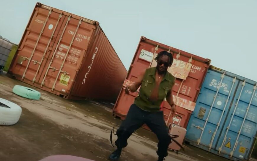Congo. Instant détente avec B-One Shakazulu dans « Likambo Ya Motéma » (Clip Officiel)