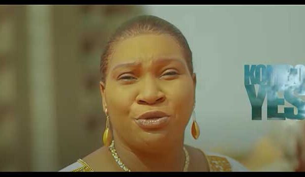 RDC. Instant détente avec L’or Mbongo dans « KOMBO NA YESU » (Video Officiel)