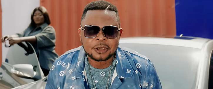 Congo. Instant détente avec Kevin Mbouande dans « Likundu » ( Clip Officiel )
