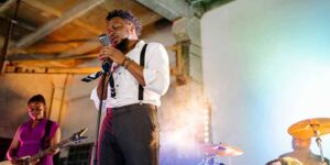 Featuring musical : construire des collaborations gagnant-gagnant entre artistes