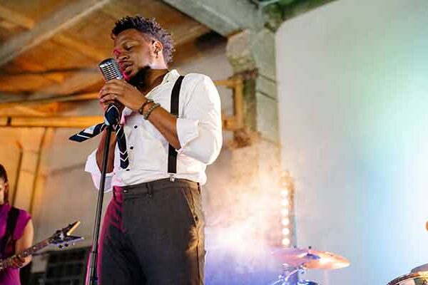 Featuring musical : construire des collaborations gagnant-gagnant entre artistes