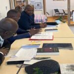 Littérature: James Gassongo lance en France la tournée promotionnelle de…