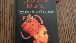 Le roman : « Rouge impératrice » présenté comme un roman  politique,…