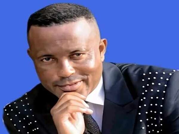 RD Congo. Homme de Dieu, Prophète Dénis Lessie